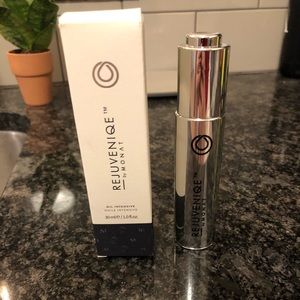 Monat Oil Intensive